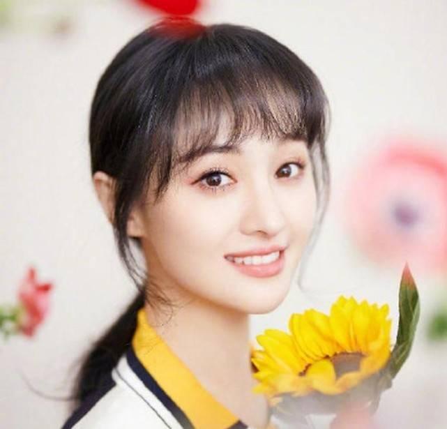 郑爽张恒生娃事件始末介绍:张恒晒孩子出生证明引热议 郑爽疑似代孕发声了吗?