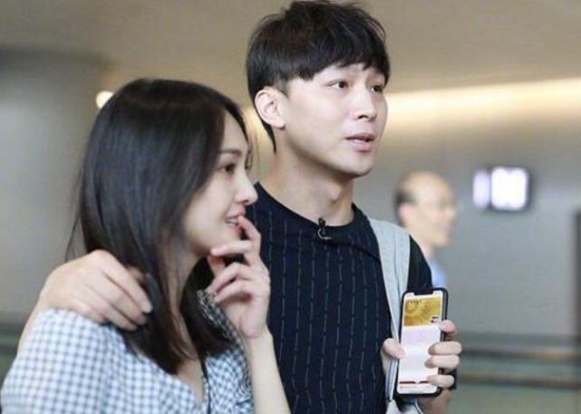 郑爽张恒生娃事件始末介绍:张恒晒孩子出生证明引热议 郑爽疑似代孕发声了吗?