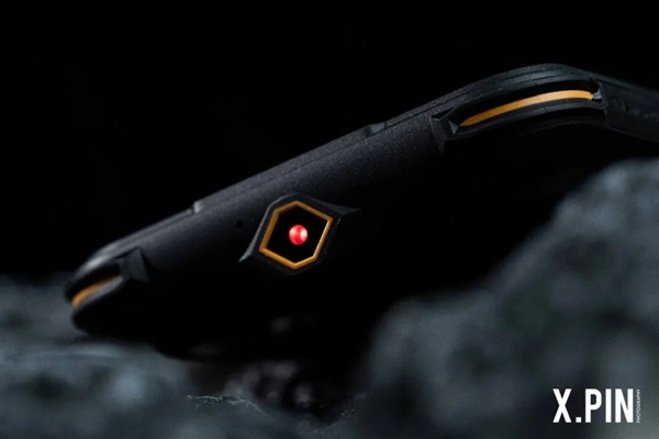 一款货真价实的三防手机 用起来到底有多离谱? 一款货真价实的三防手机 用起来到底有多离谱?