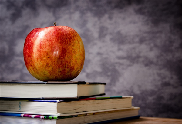 “早上金苹果 晚上毒苹果” 这才是苹果的最佳进食时间 “早上金苹果 晚上毒苹果” 这才是苹果的最佳进食时间