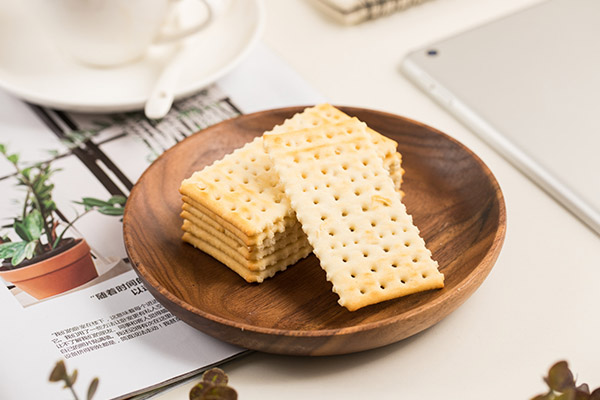 早孕反应吐1-苏打饼干.jpg 早孕反应吐1-苏打饼干.jpg