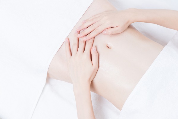 摄图网_501081922_女性养生SPA腹部展示（企业商用）.jpg